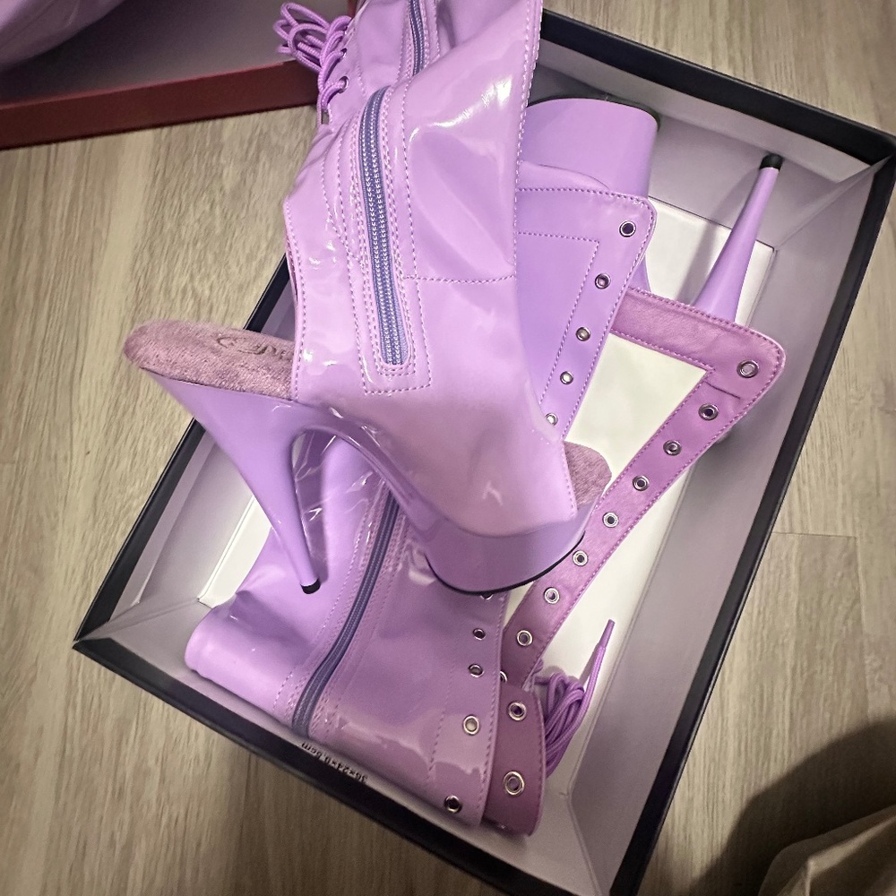 Pleasers Boots New